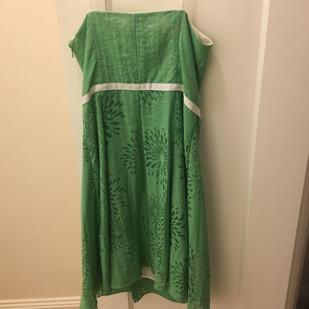 Nell Couture Green Strapless dress (size 4) - Picture 3 of 6